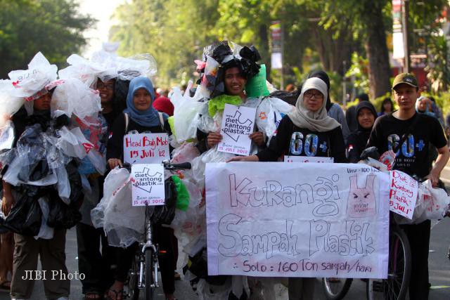 Gerakan Tanjungsari Bebas Sampah Plastik: Menuju Desa Bersih dan Berkelanjutan