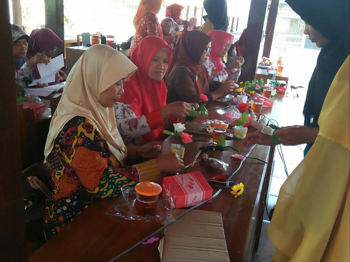 Skill Up, Women of Tanjungsari: Wujudkan Kemandirian Ekonomi Desa