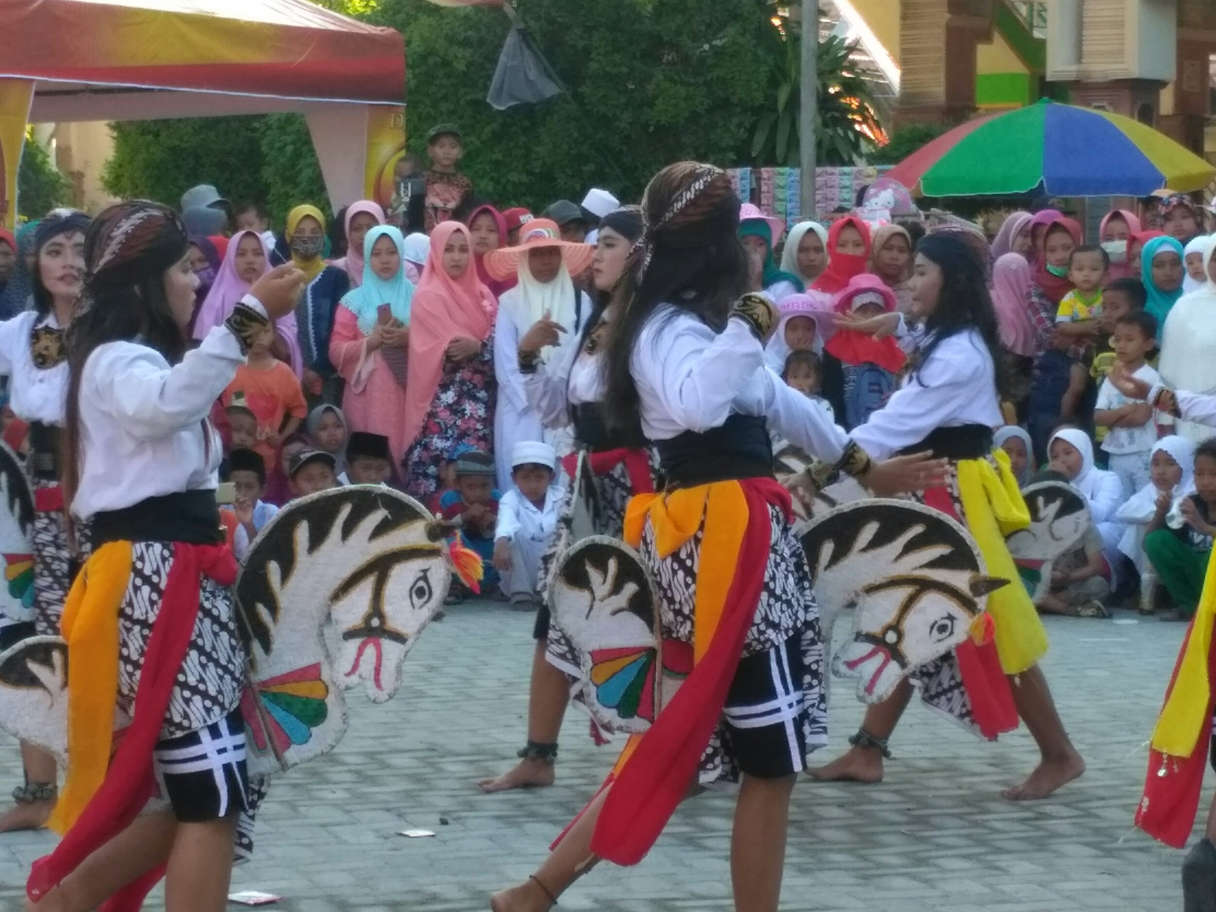 Generasi Milenial Tanjungsari: Benteng Lestari Hutan Desa