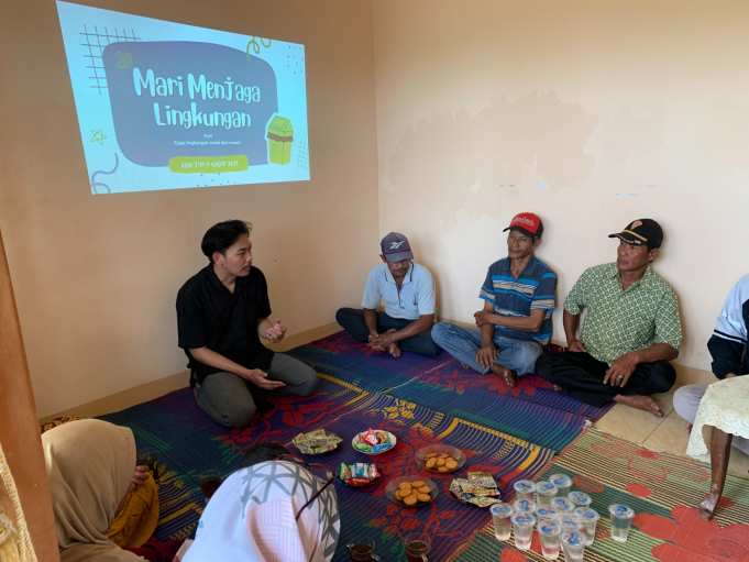 Revolusi Hijau: Mengedukasi Warga Desa Tanjungsari tentang Zero Waste
