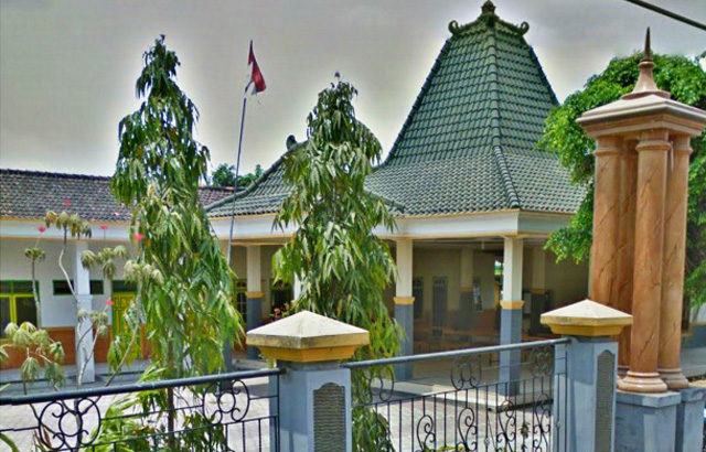 Gotong Royong, Kunci Kebersihan Desa Tanjungsari: Kolaborasi Warga yang Menginspirasi